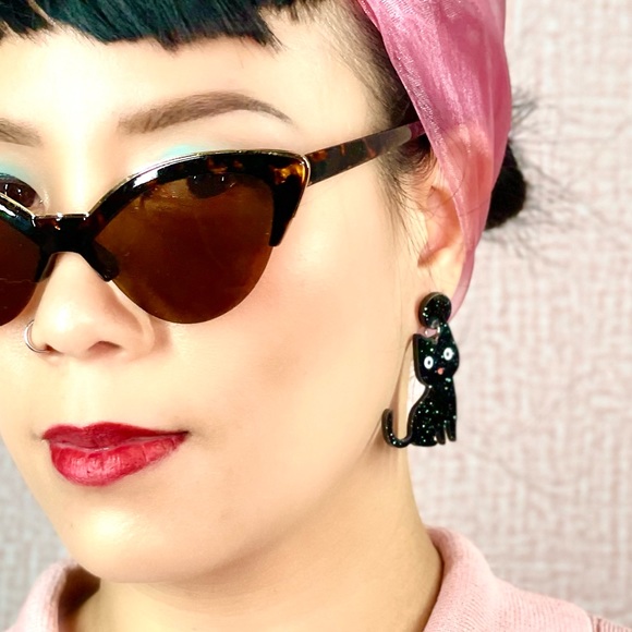 Retro Glitter Black and Skeleton Kitty Cat Acrylic Dangling Stud Earrings - Picture 5 of 9